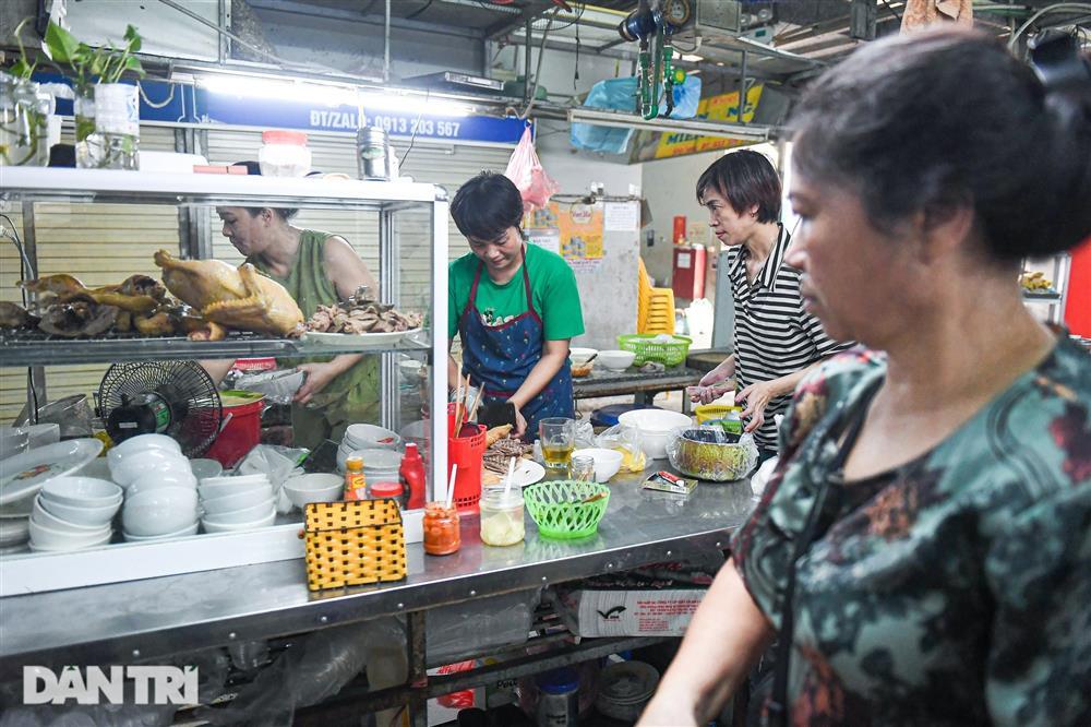 Hà Nội: Thiên đường ẩm thực dưới lòng đất, cầm 100.000 đồng ăn thả ga-6