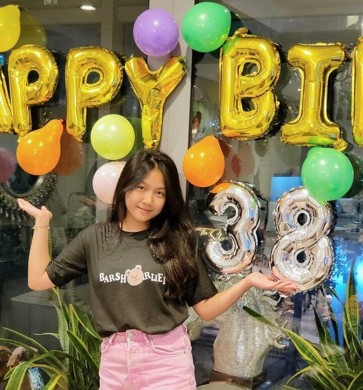 Vẻ đẹp tuổi trăng rằm của con gái diễn viên Mạnh Trường-8