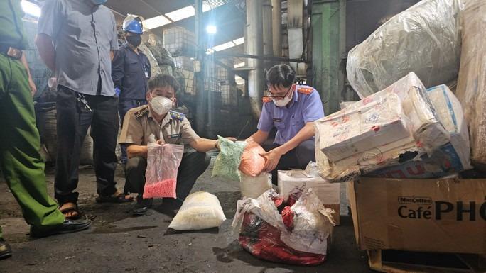 Cận cảnh đốt hơn 1,6 tấn ma túy ở TP HCM-2