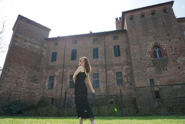 Cuộc sống không như mơ của tiểu thư lớn lên trong lâu đài 900 tuổi: Đẹp nhưng phiền vô cùng-3