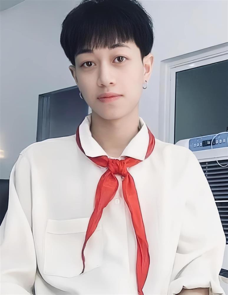 Double2T được bố mẹ gọi bằng cái tên đặt biệt, tiết lộ tính cách hồi còn học cấp 3-4