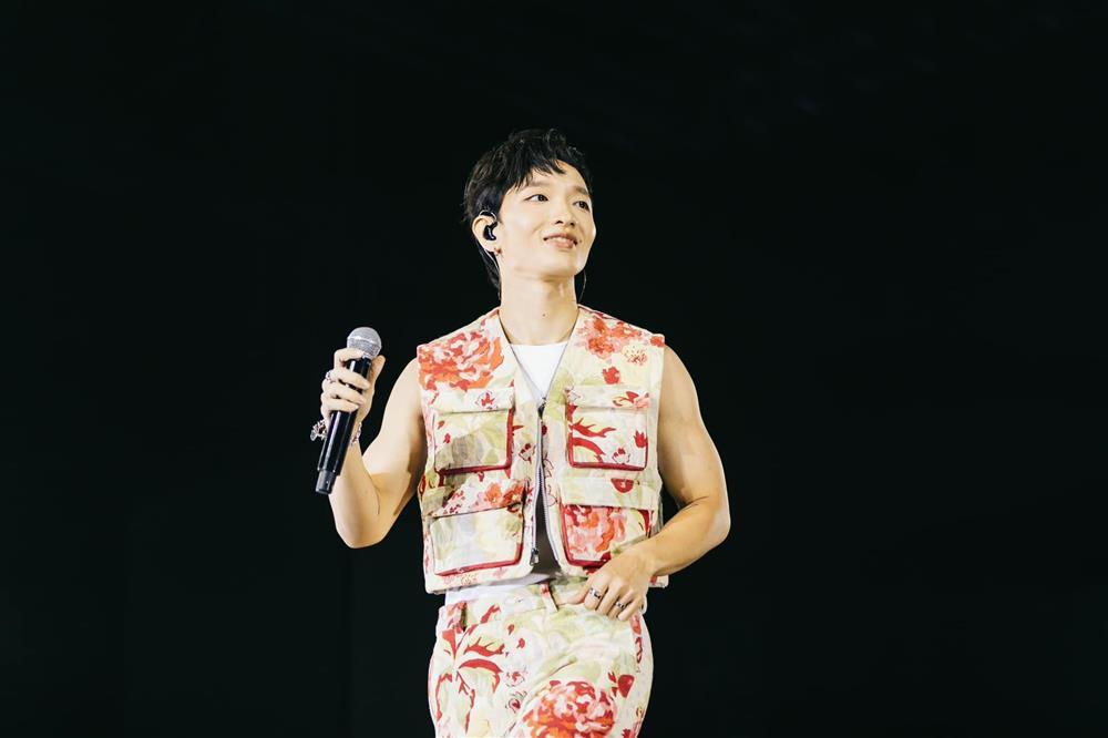 Ca Sĩ Mặt Nạ Mùa 2: Thỏ Xỏ Khuyên bại lộ danh tính chỉ với một hành động-1