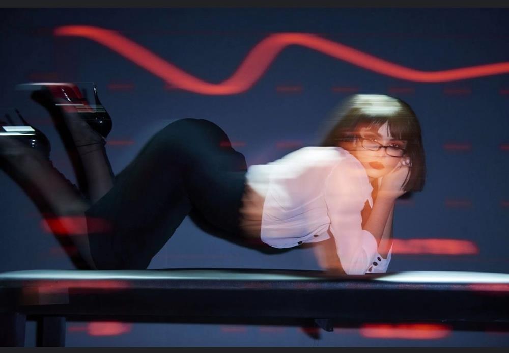 Lisa (BlackPink) cởi đồ, ném quần áo vào khán giả ở hộp đêm-1