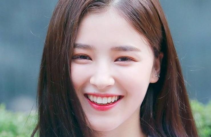 2 thiên thần lai lọt top 100 gương mặt đẹp nhất thế giới da trắng phát sáng, body nuột nà-1