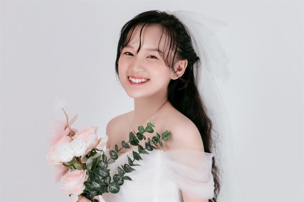 Giới trẻ ở TPHCM chi tiền để thuê chú rể chụp hình... cưới giả-2