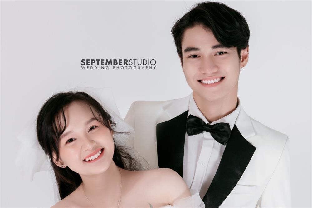 Giới trẻ ở TPHCM chi tiền để thuê chú rể chụp hình... cưới giả-4