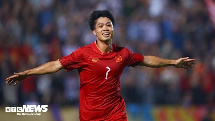 HLV Troussier không gọi Công Phượng, Văn Quyết lên đội tuyển Việt Nam-1