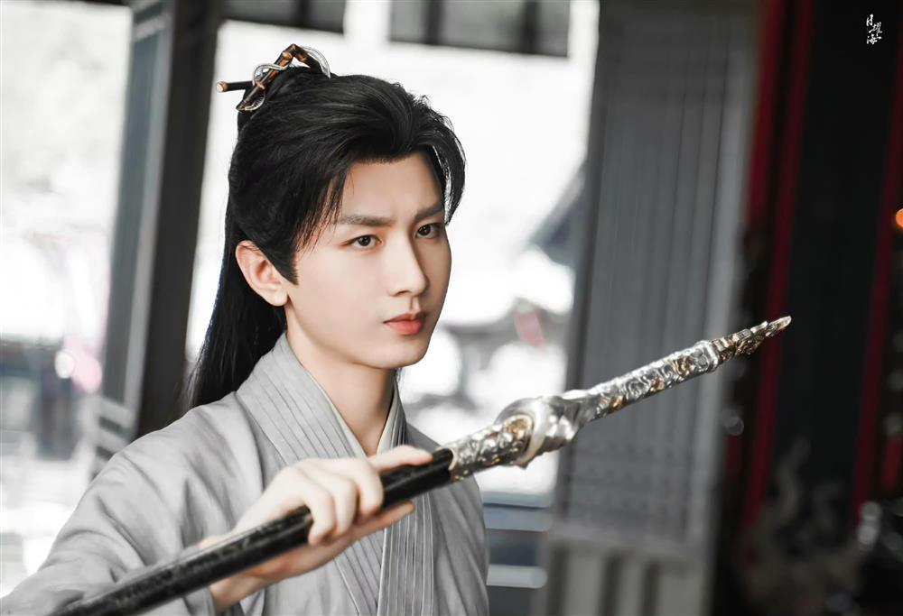 Xôn xao thông tin Thành Nghị sắp lên chức bố-3