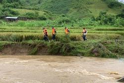 Tìm thấy thi thể 2 nạn nhân bị nước lũ cuốn trôi tại Sơn La
