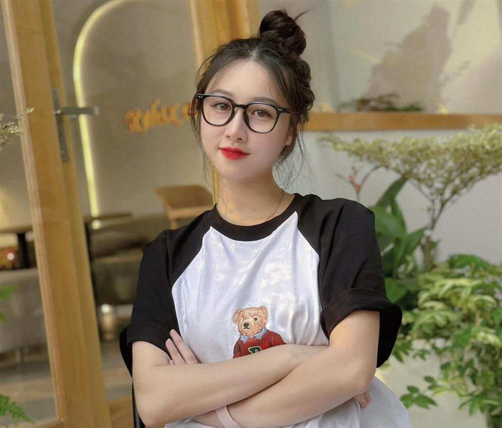 Cô giáo xinh đẹp hóa thân chị Hằng nổi như cồn 3 năm trước giờ ra sao?-6