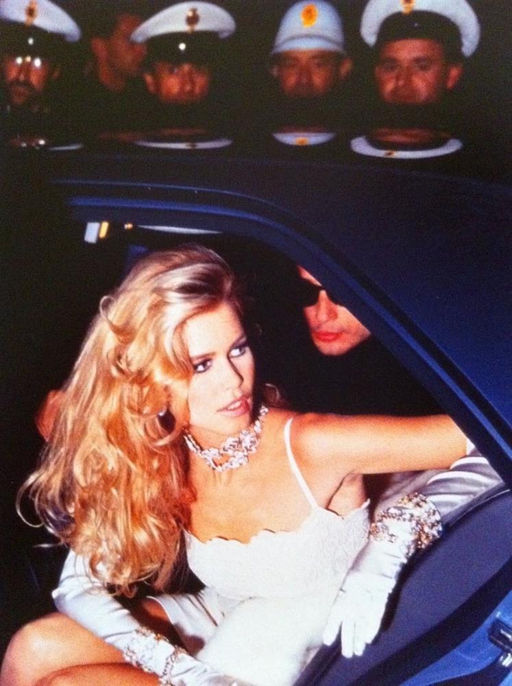 Siêu mẫu từng từ chối lời mời ăn tối 30 tỷ: Đẹp mê hồn, tài sản trăm triệu đô-2