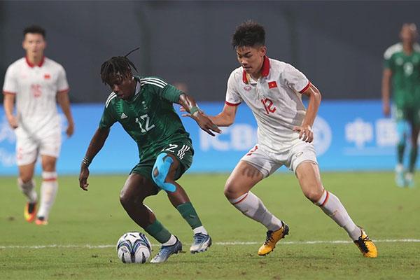 Mỗi ngày đều phải làm việc đáng sợ, nữ giúp việc tháo chạy khỏi ngôi biệt thự-3