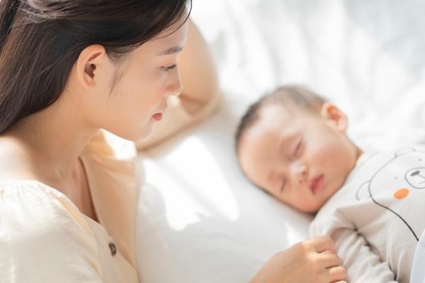 Cả nhà tôi khó xử khi bố chồng ngoại tình đột nhiên quay về-2