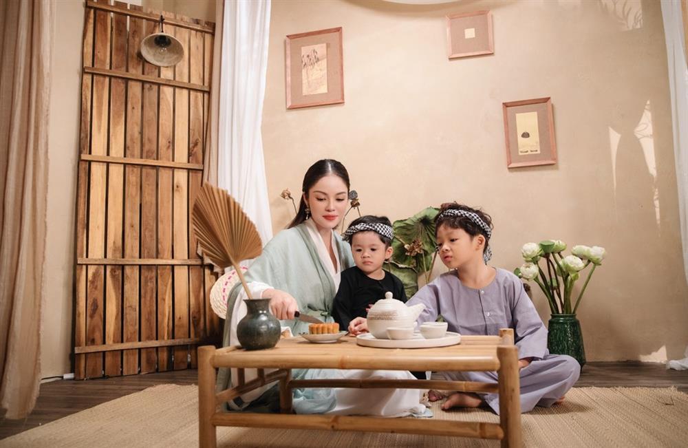 Dương Cẩm Lynh: Vì con, tôi làm việc với cường độ gấp 3-4 lần ngày xưa-5