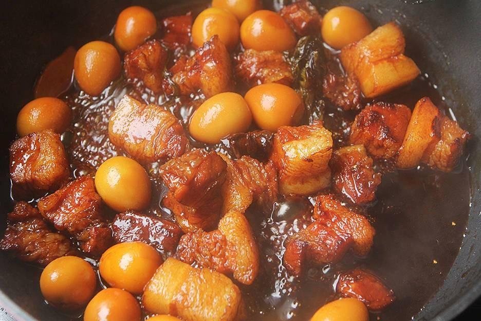 Thịt kho đượm vị đưa cơm hơn khi thêm nguyên liệu này-5