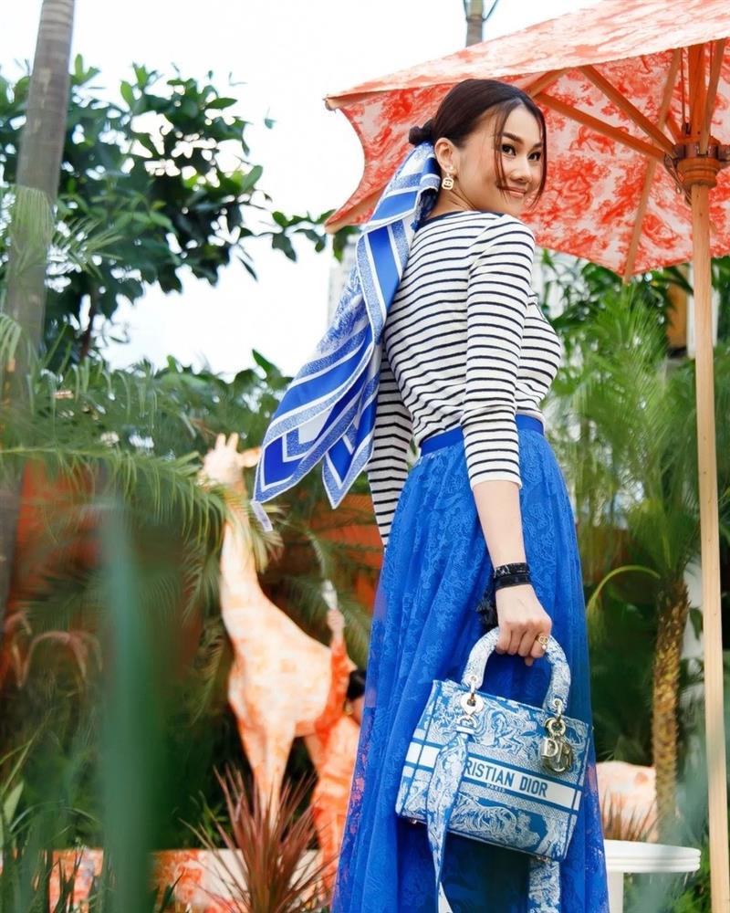 Bóc tủ túi hiệu của Thanh Hằng: Sang chảnh, giá hàng trăm triệu đồng-7