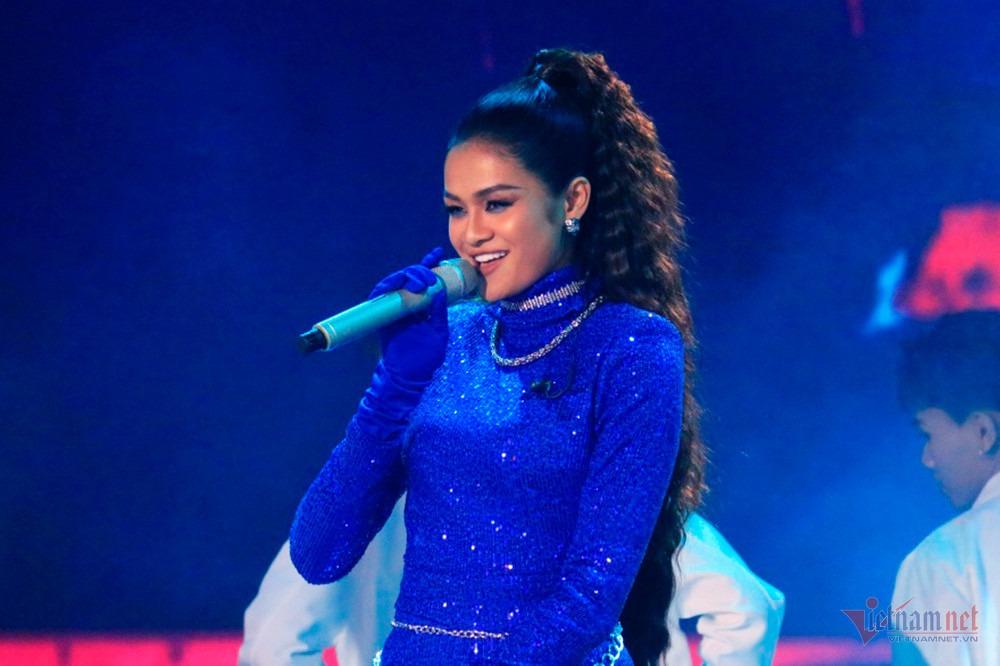 Huy Tuấn nhiều lần khen thí sinh đẹp, Mỹ Tâm doạ ‘mách’ vợ của anh-6