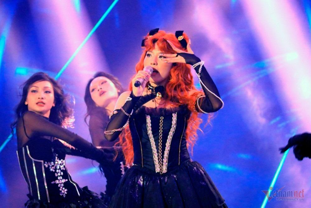 Huy Tuấn nhiều lần khen thí sinh đẹp, Mỹ Tâm doạ ‘mách’ vợ của anh-8