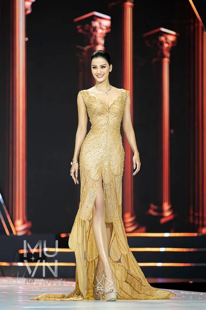 Điểm danh những cô nàng dành cả thanh xuân thi nhan sắc, không đạt hoa hậu không về quê-2