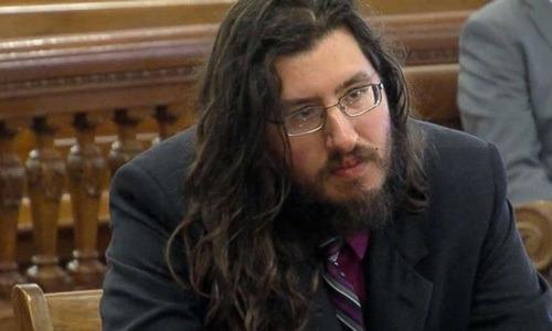 Chuyện lạ: Bố mẹ phải đâm đơn kiện con ra tòa vì lớn rồi vẫn ăn bám, không chịu tự lập-1