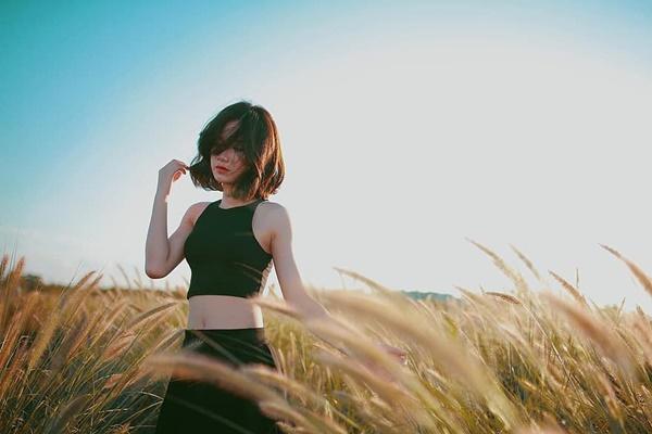 Đổi chiếc váy chồng mua tặng sinh nhật, vợ sốc vì câu nói của nữ nhân viên-1