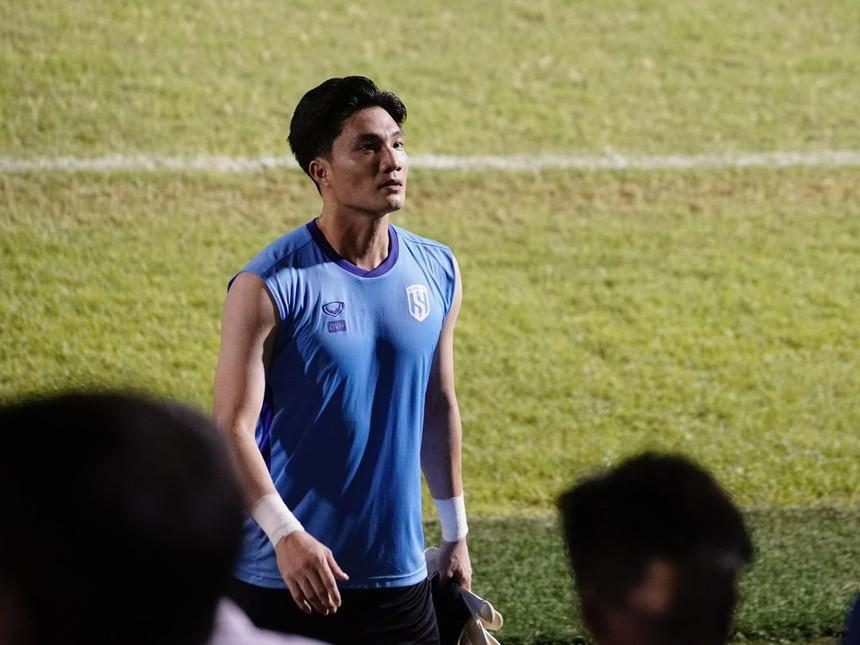 Thủ môn Hà Nội FC bị nhầm thành bạn trai của thành viên nhóm nhạc BlackPink-7