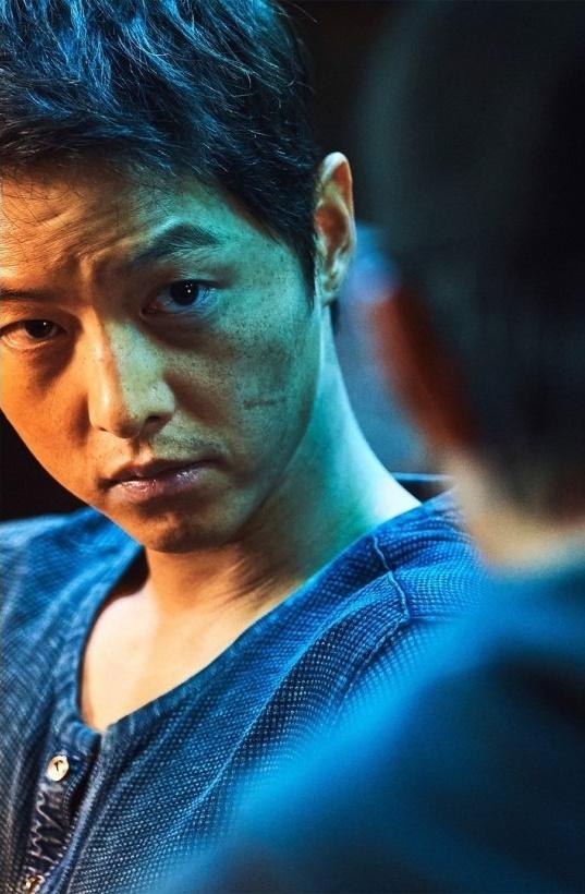 Vì sao Song Joong Ki xem phim The Shameless của Kim Nam Gil hơn 10 lần?-2