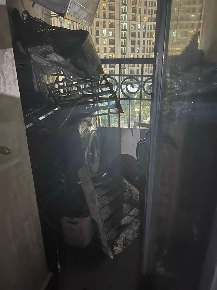 Cháy chung cư ở Hà Nội trong đêm-2