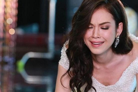 Kỷ niệm 5 năm ngày cưới, chồng đòi ly hôn khiến tôi sụp đổ