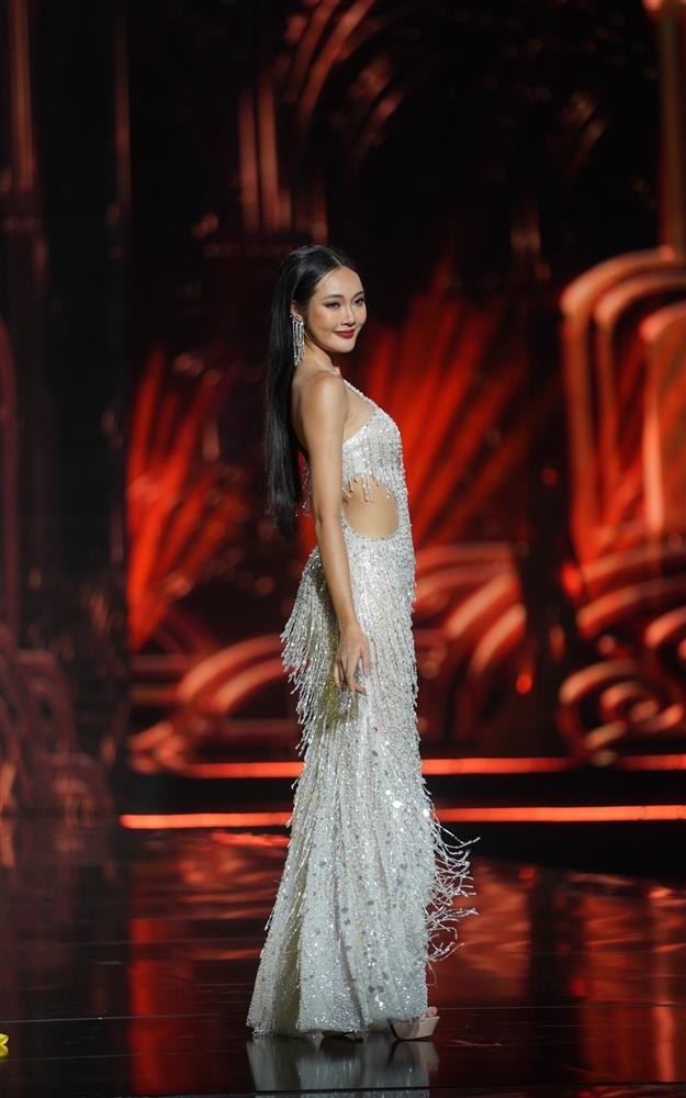 Váy dạ hội cut-out tại chung kết Miss Universe Vietnam-8