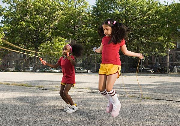 Con gái Mạnh Trường 15 tuổi đã cao vượt mẹ, bố tiết lộ 1 sở thích giúp tăng chiều cao tốt-7