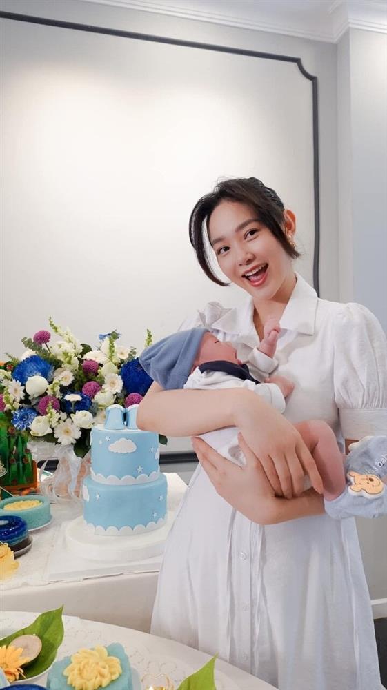 Vóc dáng của Minh Hằng sau hơn 1 tháng sinh con-2