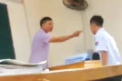 Tạm đình chỉ thầy giáo Hà Nội bóp cằm, xúc phạm học sinh