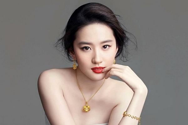 Lưu Diệc Phi lập kỷ lục chưa nghệ sĩ Cbiz nào làm được-5