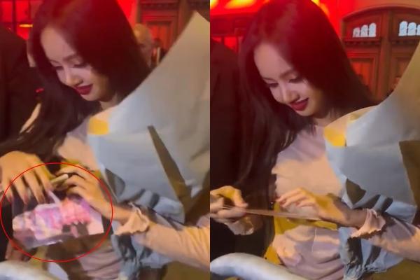 Clip gần 1 triệu view: Lisa từ chối ký tặng fan khi thấy ảnh Rosé?-1