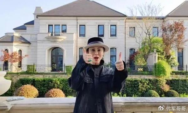 Cuộc sống ẩn dật của sao nữ đẹp nhất phim Châu Tình Trì-3