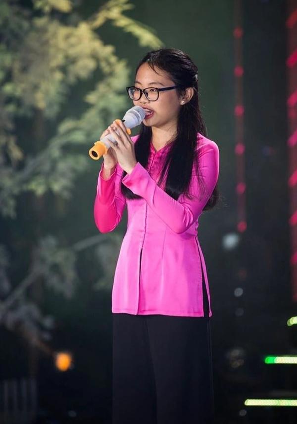 Phương Mỹ Chi: Mong mọi người đừng so sánh tôi với chị Hoàng Thùy Linh-2