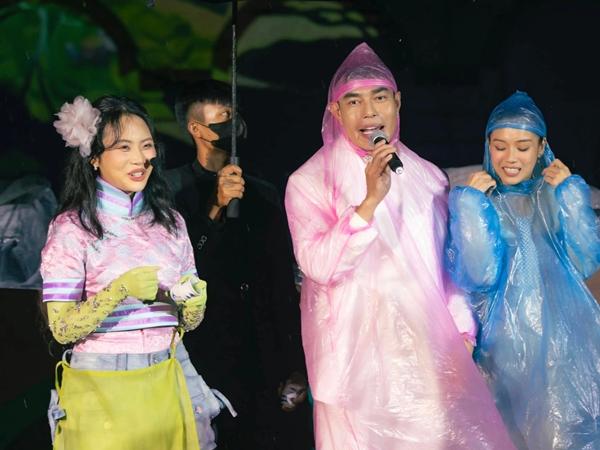 Phương Mỹ Chi: Mong mọi người đừng so sánh tôi với chị Hoàng Thùy Linh-9