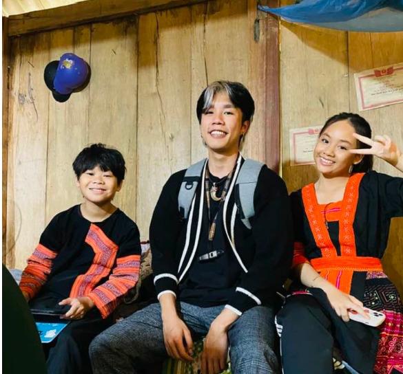 Nghệ sĩ hài Vân Dung lần đầu công khai ảnh bên con trai duy nhất-2