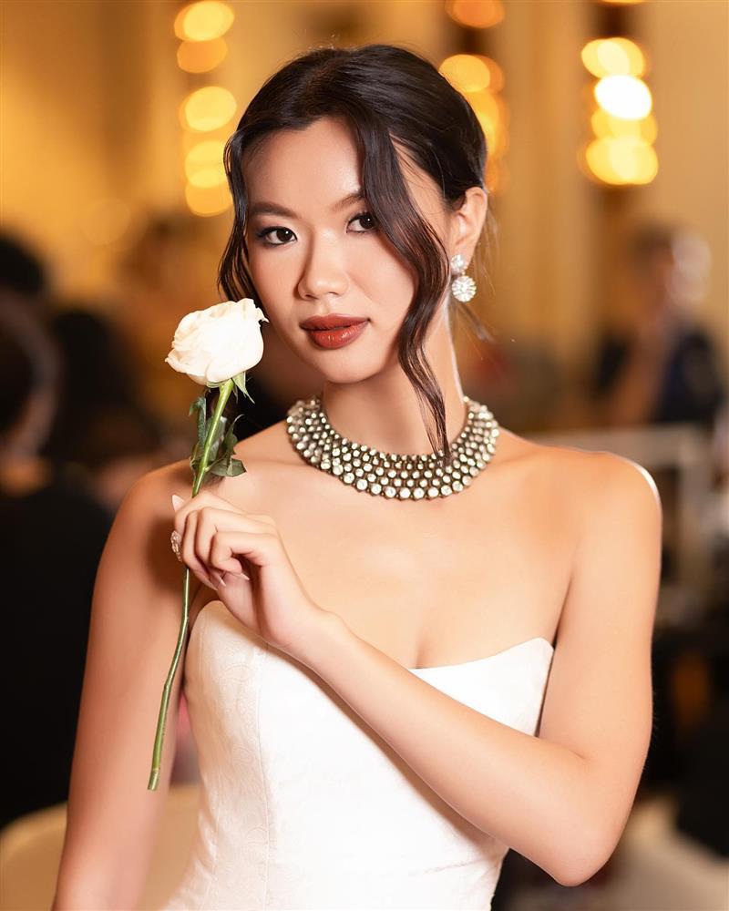Nhan sắc người đẹp có khối u trong ngực giành ngôi Á hậu 2 Miss Universe Vietnam-5