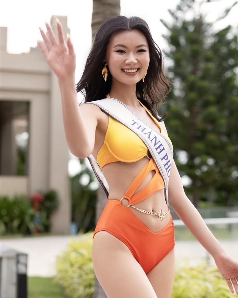 Nhan sắc người đẹp có khối u trong ngực giành ngôi Á hậu 2 Miss Universe Vietnam-10