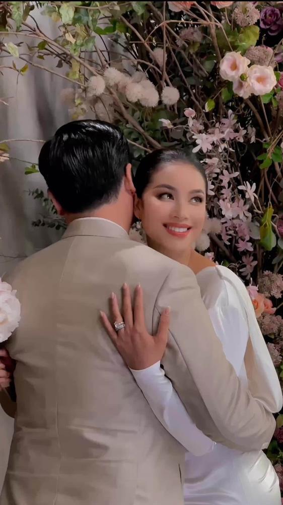 Chồng mãi chưa lộ mặt của Hoa hậu Phạm Hương: Doanh nhân khét tiếng, tình trường bí ẩn ra sao?-2