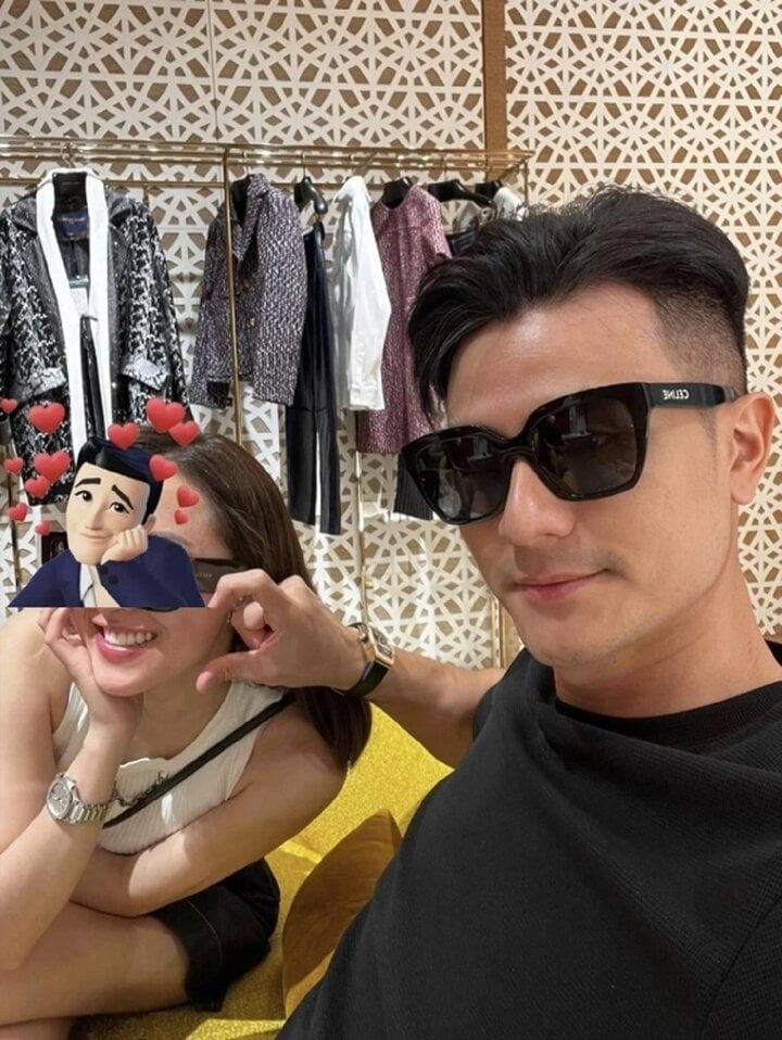 Điều ít biết về bà xã siêu mẫu Vĩnh Thụy: Là tiểu thư gia đình giàu có-1