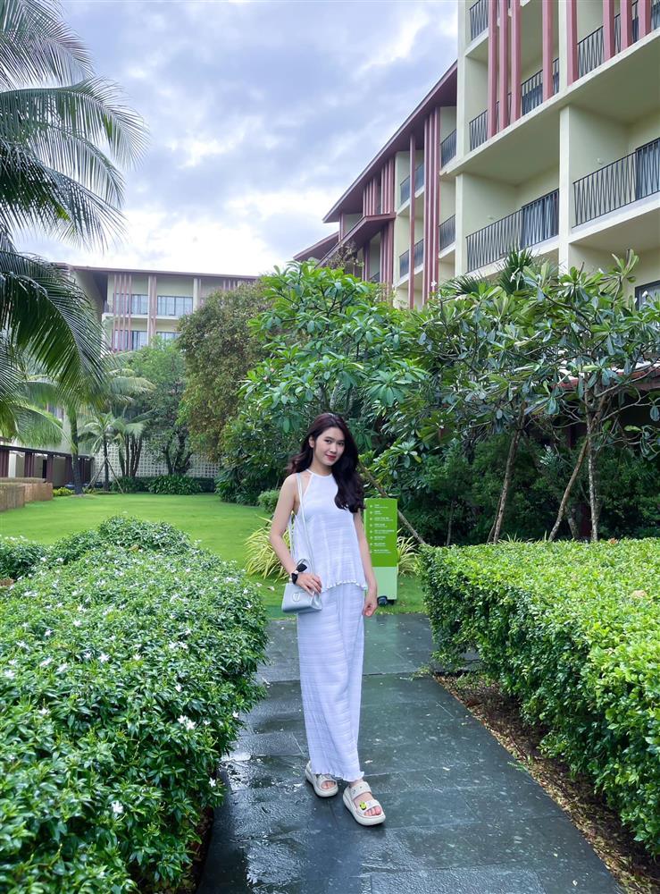 Bùi Tiến Dũng chào mừng cựu trung vệ U23 Việt Nam gia nhập FC có vợ-2