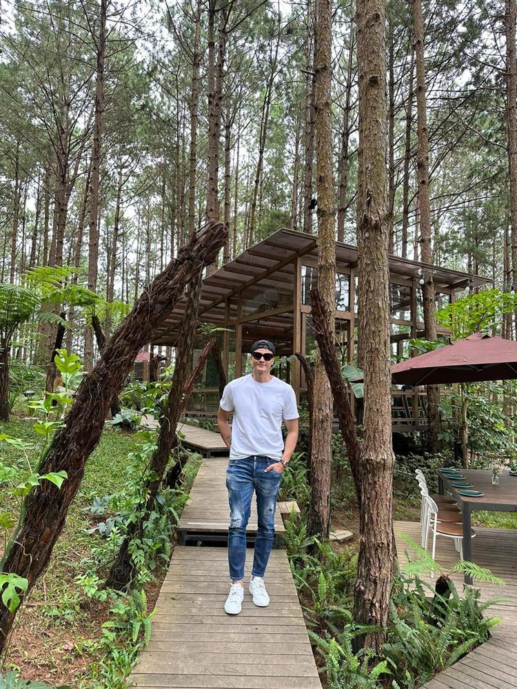 Siêu mẫu Vĩnh Thụy tuổi 34: Sống kín tiếng, nghi vấn kết hôn vợ đại gia-4