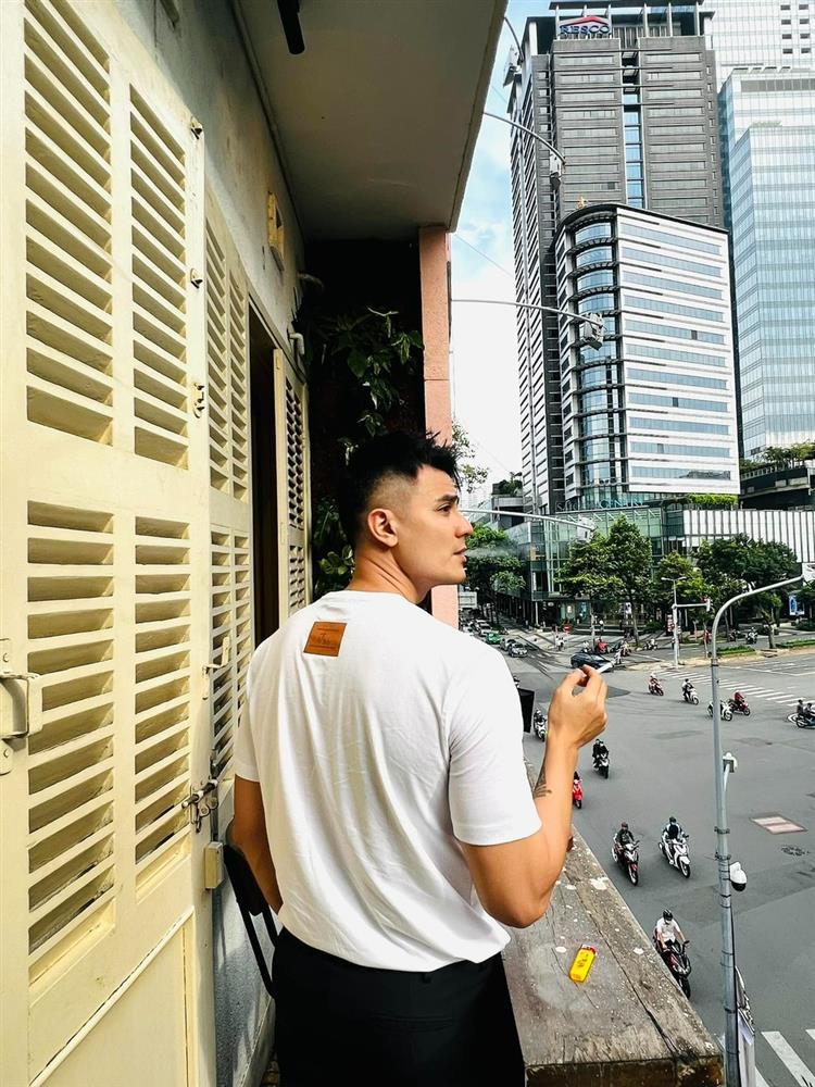 Siêu mẫu Vĩnh Thụy tuổi 34: Sống kín tiếng, nghi vấn kết hôn vợ đại gia-6