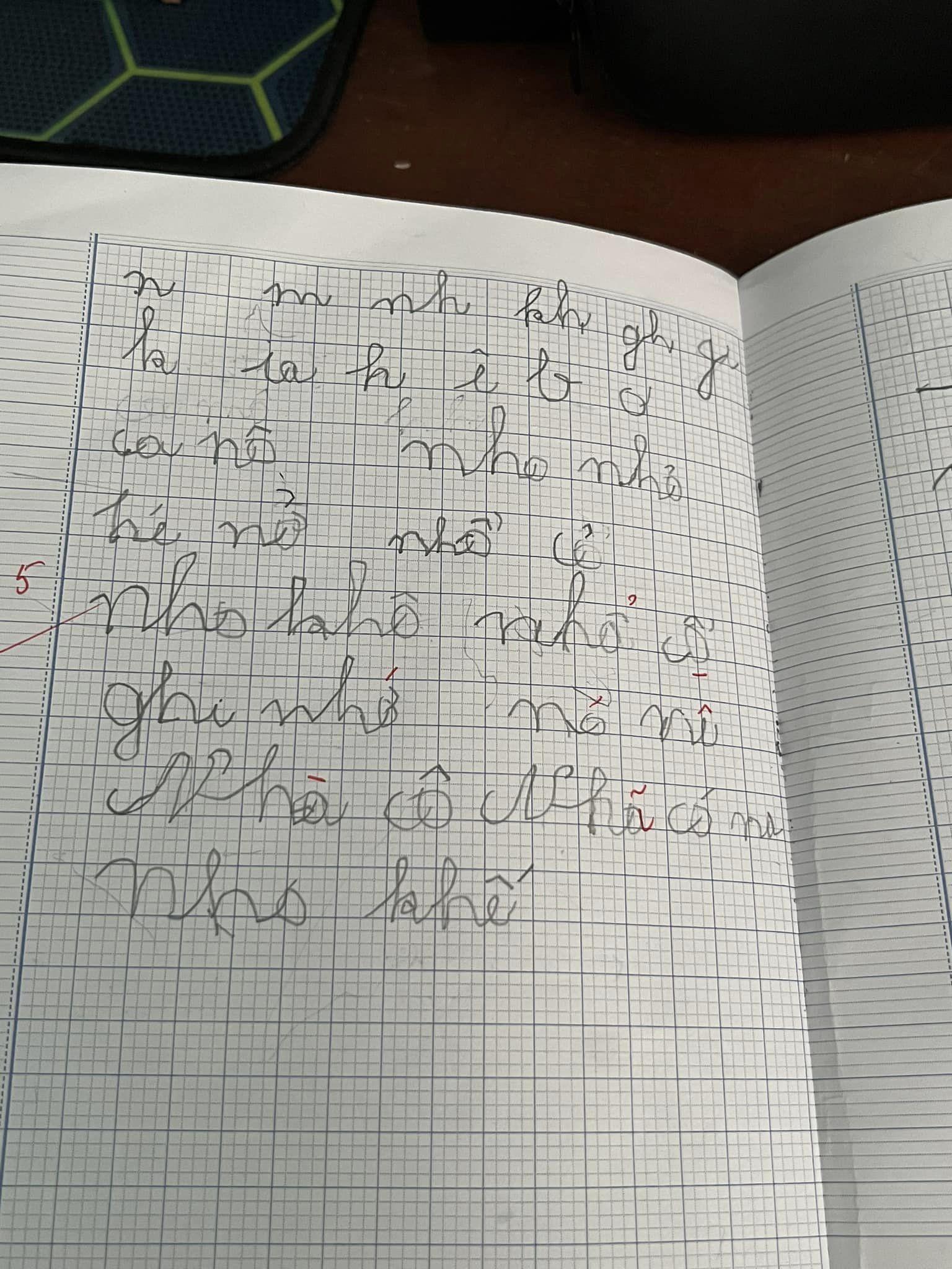 Mẹ đăng ảnh than kiếp nạn thứ 82 khi con vào lớp 1, loạt phụ huynh bày tỏ đồng cảm-1