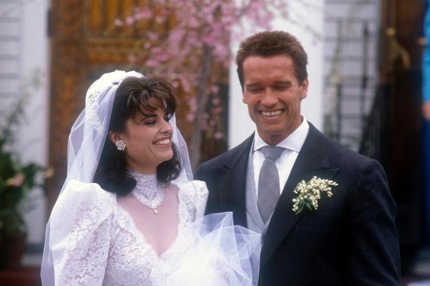 Mang đồng hồ đắt tiền lên máy bay, tài tử bị phạt 935 triệu đồng-5