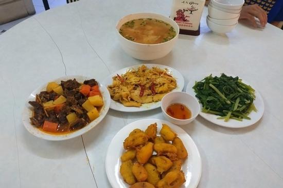 Tiếp vụ Tuyển thủ trẻ quốc gia kêu... đói: Thu tiền tiết kiệm để 'giữ hộ'?