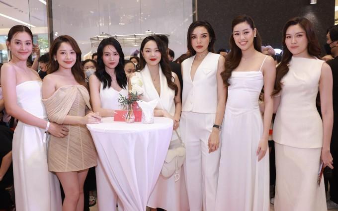 Minh Hằng đẹp mặn mà sau khi sinh con, sau 1 tháng đã lao vào giảm cân lấy lại dáng-3